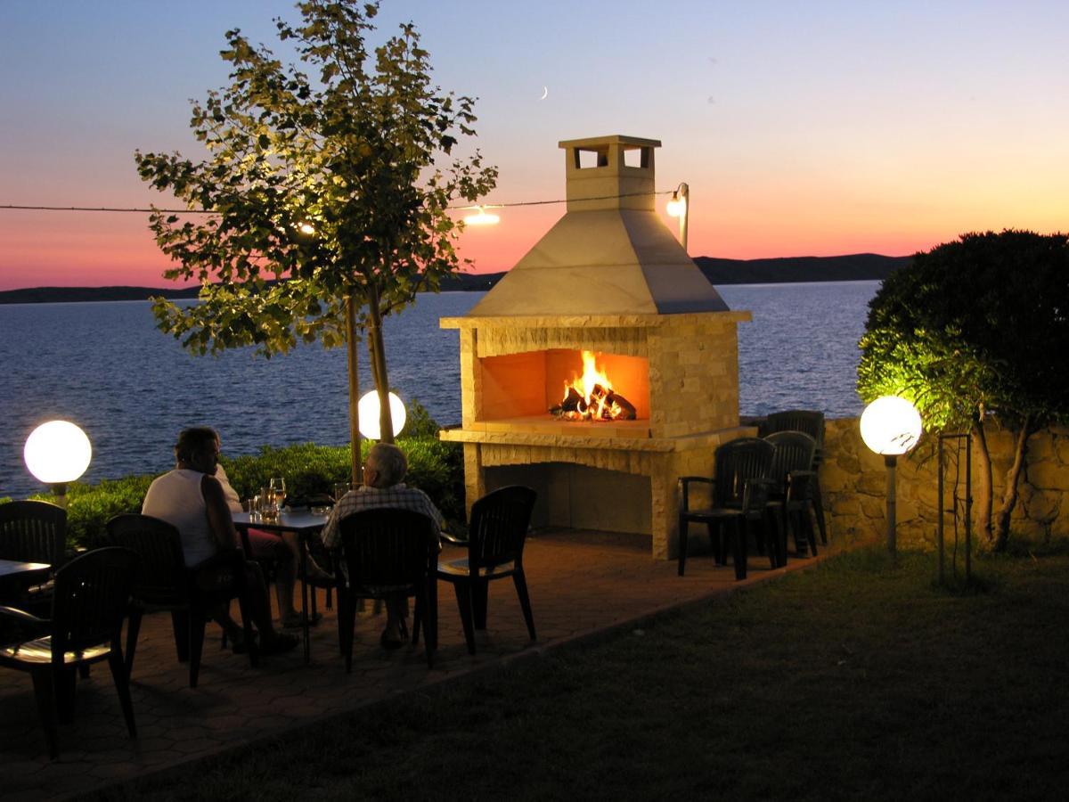 Pension Villa Rosa Ртина Екстериор снимка