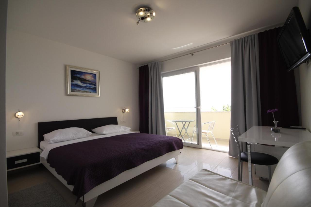 Pension Villa Rosa Ртина Екстериор снимка